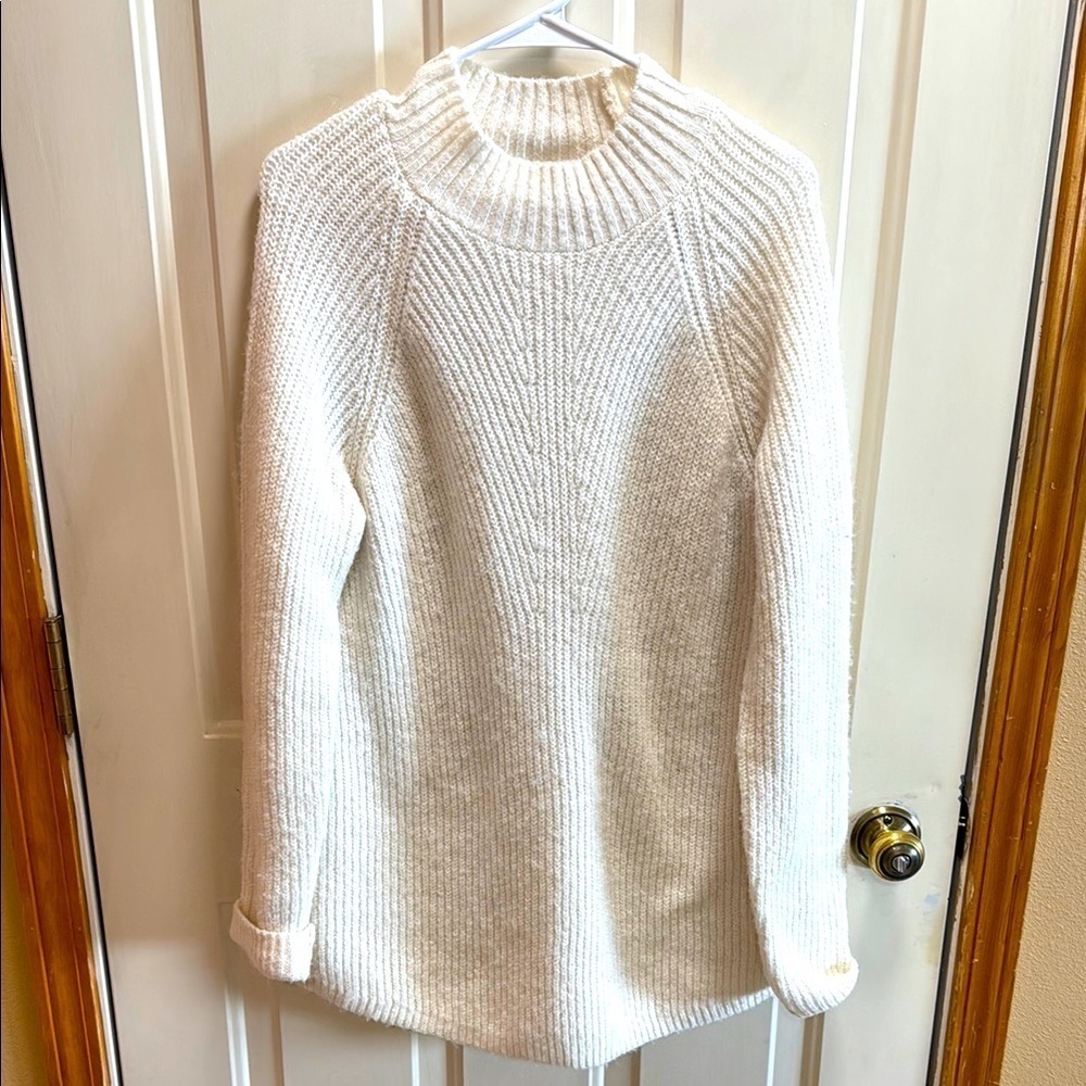 Liz Claiborne White Chunky Cable Knit Tunic Style Cozy Sweater size L